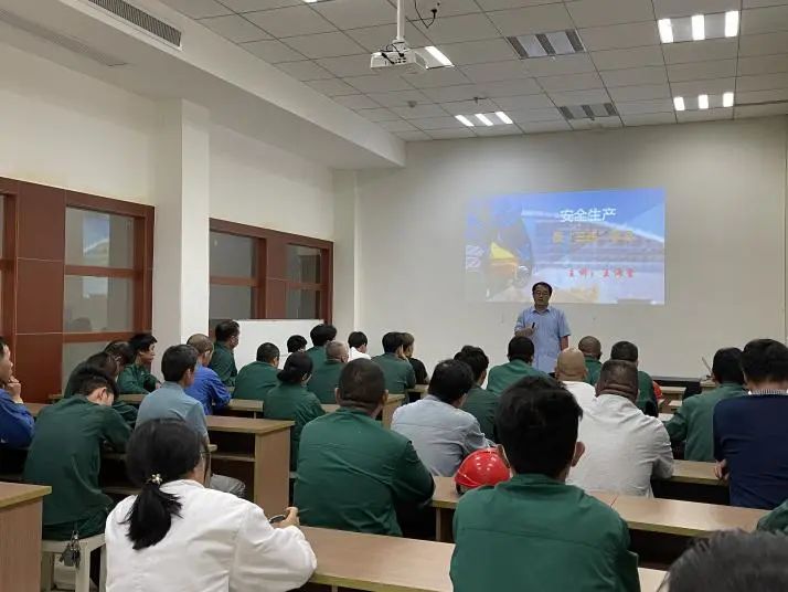 安全生產月丨“紙上談兵”不如“躬行實踐”，盛安學校在等你